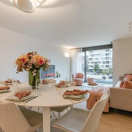 Apartman La Mirage 02 *